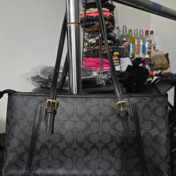 Coach Purse New - Picture 2 of 4